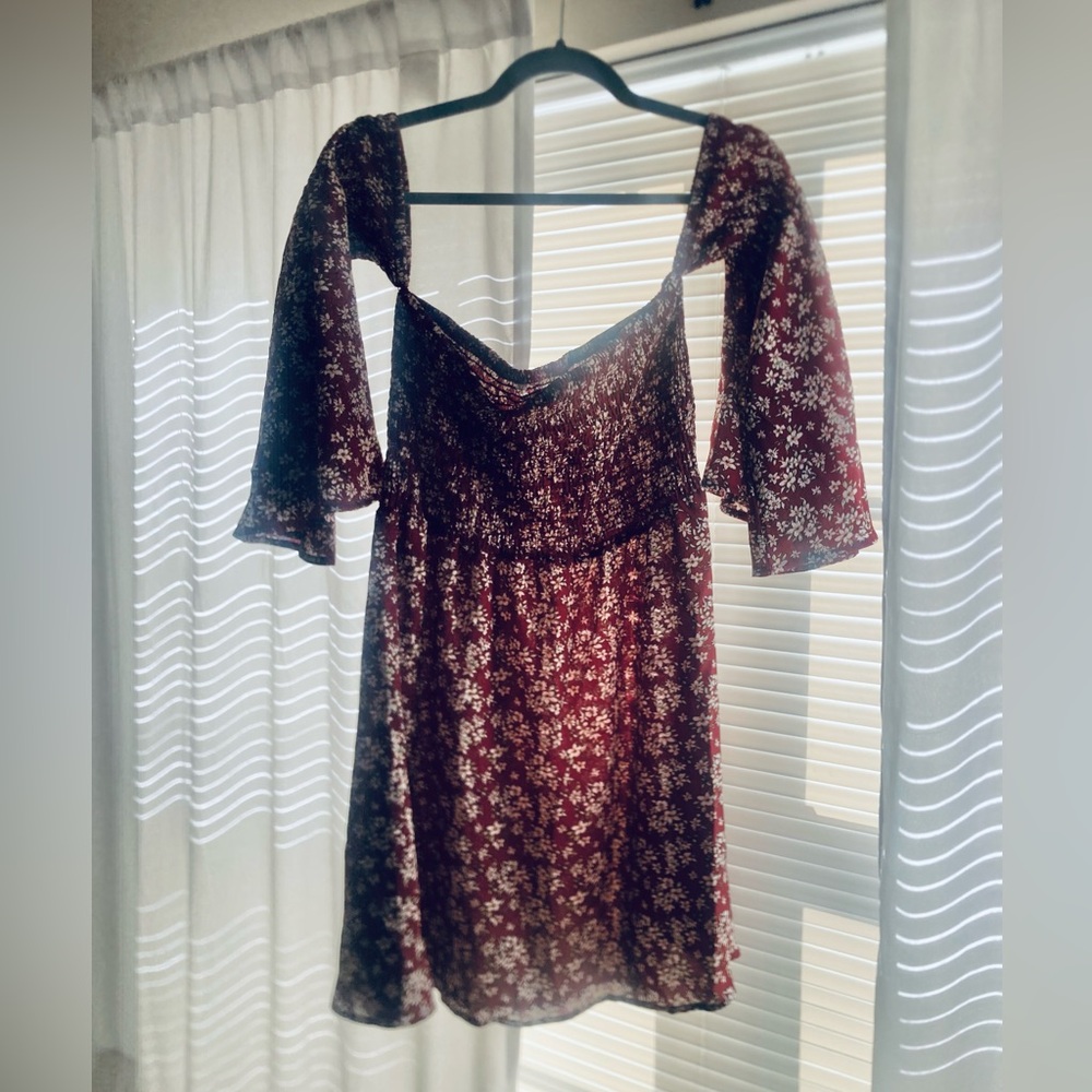Off the Shoulder Flare Sleeve Dresss
